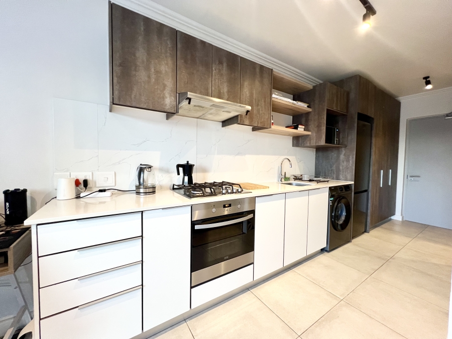 1 Bedroom Property for Sale in Table View Western Cape